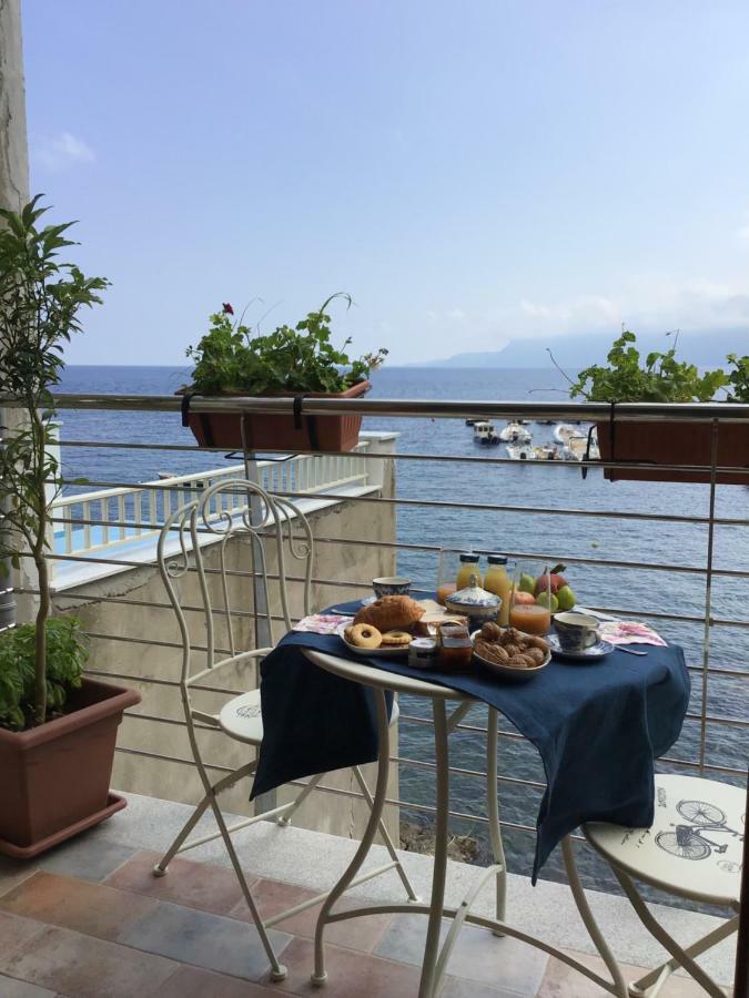 Bed and Breakfast La Sciabica Шилла Экстерьер фото